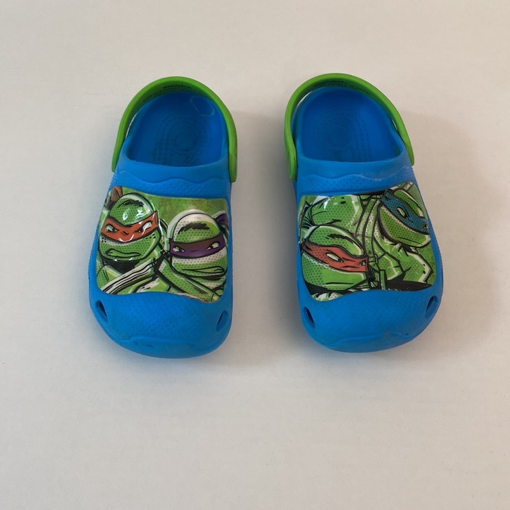 Teenage mutant ninja turtle clogs blue green size 11